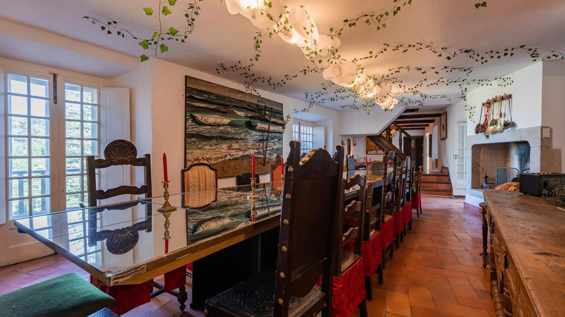Hotel Sintra Wow - Unique Double Smart Room In 17Th Century Palace! Hot Tub, Snooker, Bbq, Ps5, Sauna, Gym