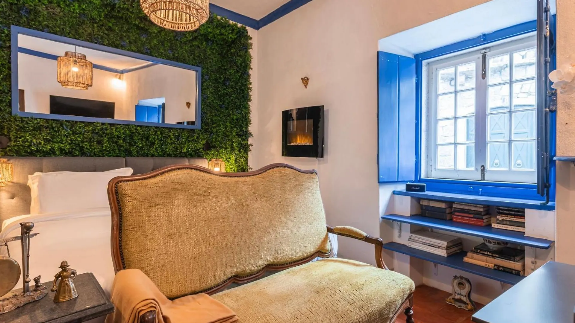 Sintra Wow - Unique Double Smart Room In 17Th Century Palace! Hot Tub, Snooker, Bbq, Ps5, Sauna, Gym Hotel