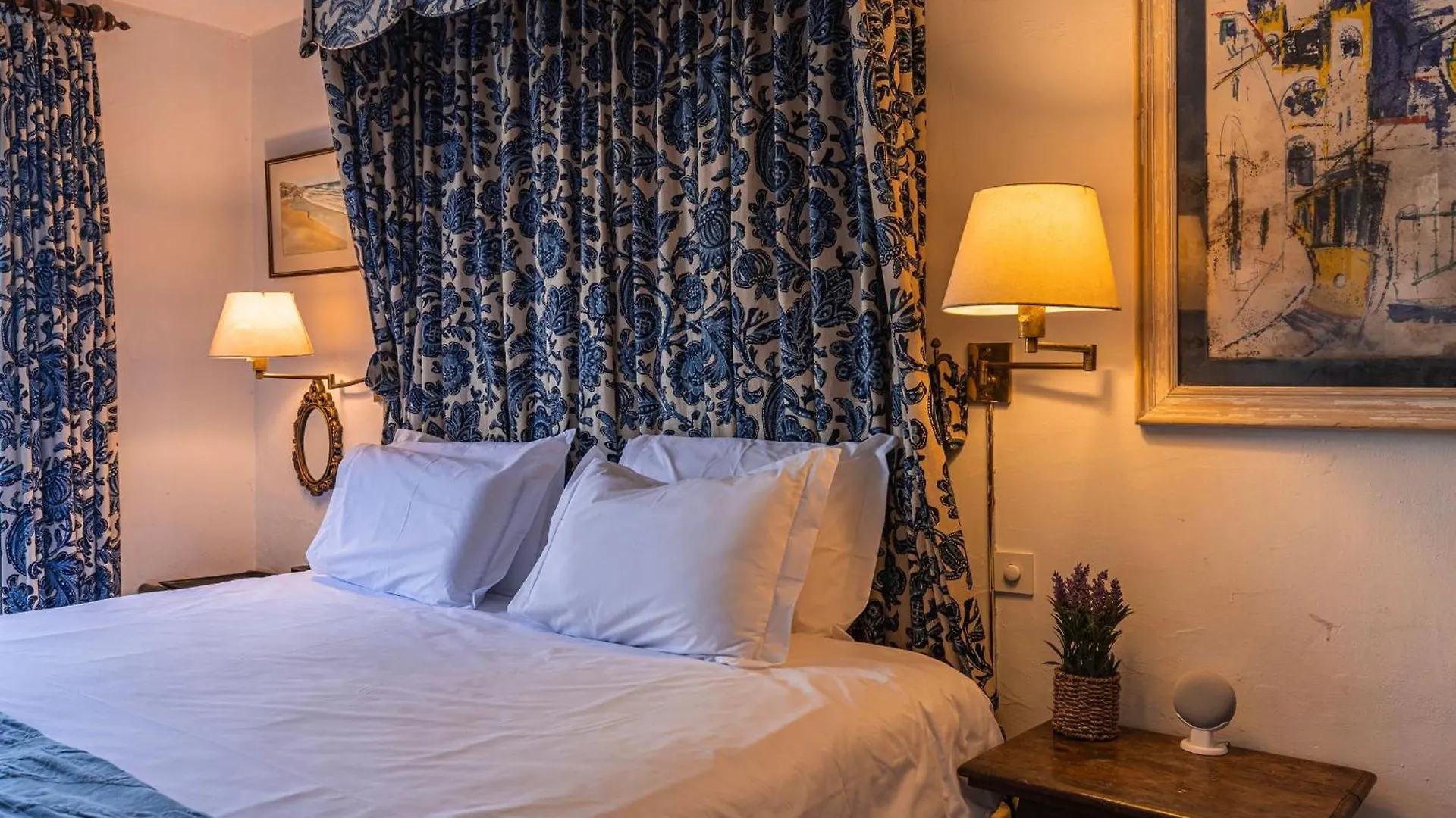 Sintra Wow - Unique Double Smart Room In 17Th Century Palace! Hot Tub, Snooker, Bbq, Ps5, Sauna, Gym 5*,