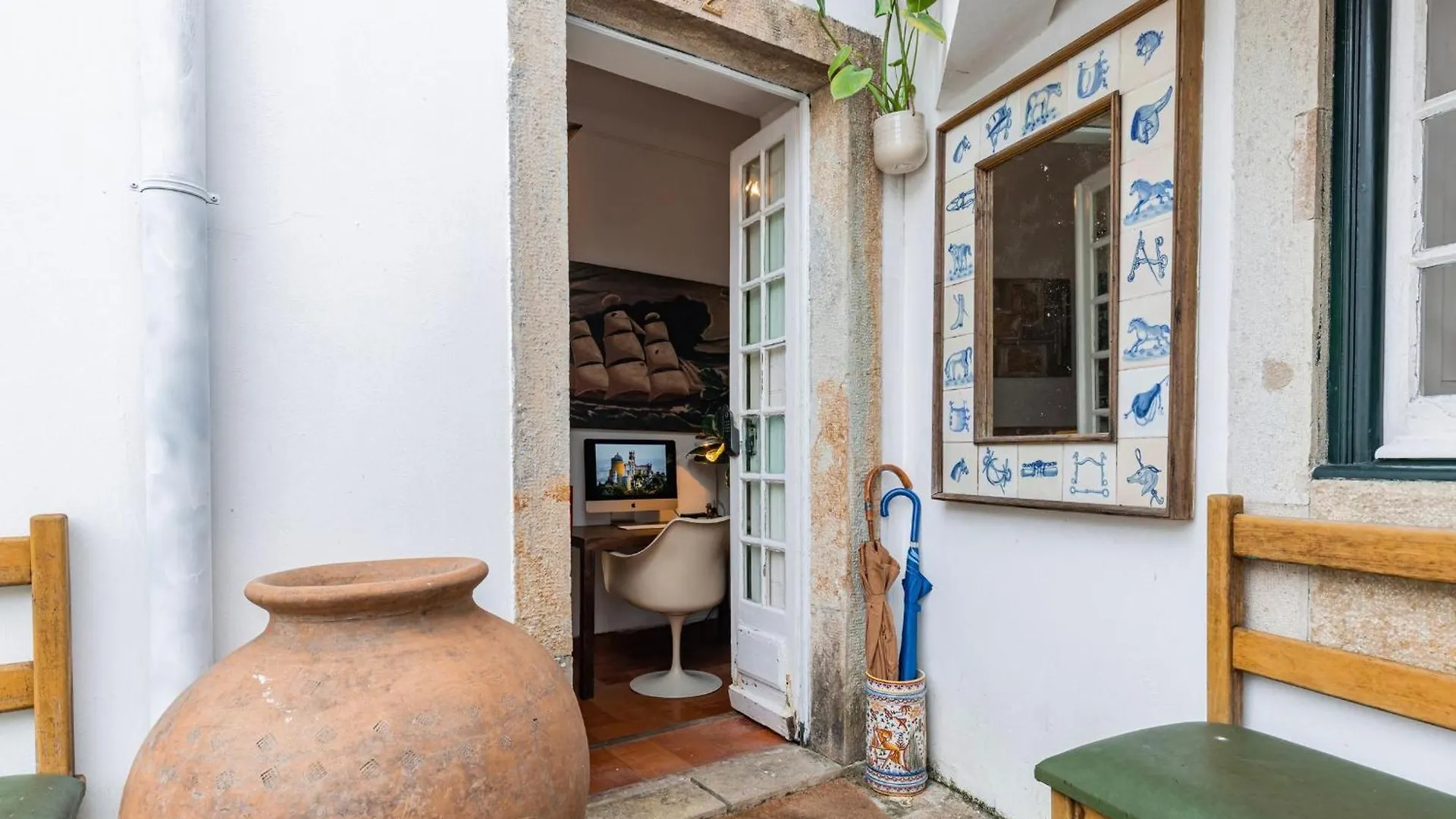Sintra Wow - Unique Double Smart Room In 17Th Century Palace! Hot Tub, Snooker, Bbq, Ps5, Sauna, Gym